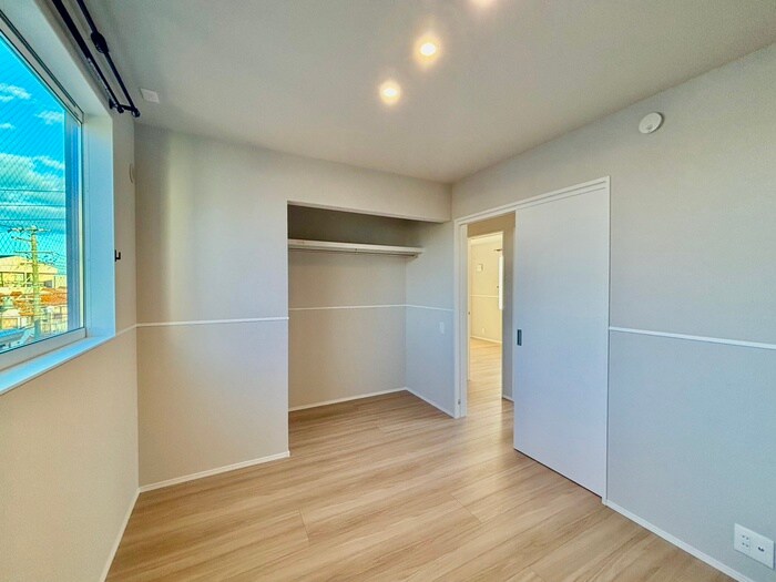 物件内観写真10　(居室)