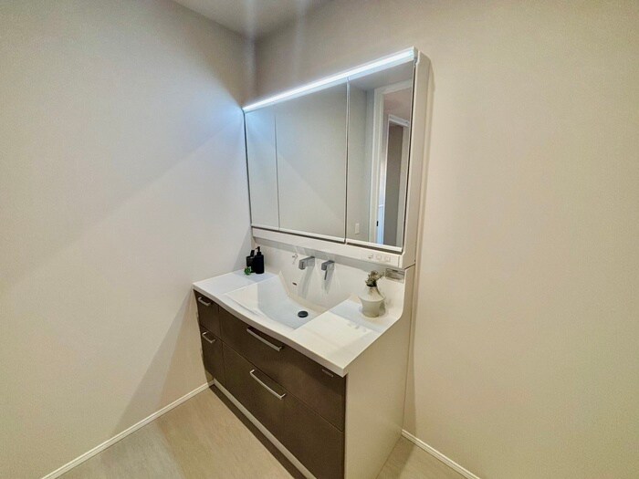 物件内観写真14　(洗面)