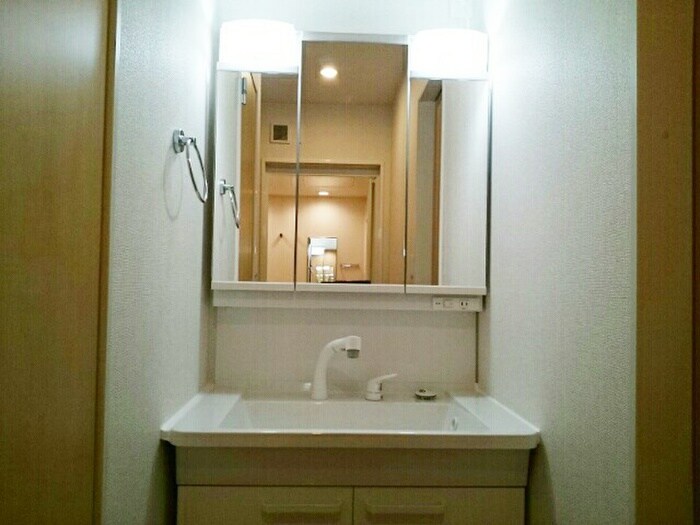 物件内観写真10　(洗面)