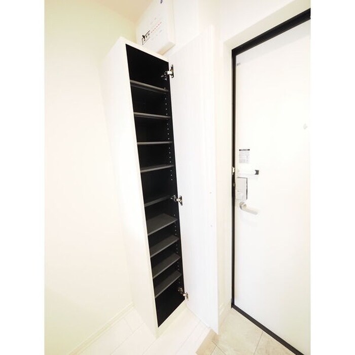 物件内観写真14　(靴箱)