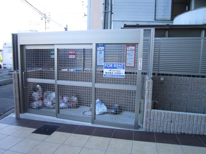 物件外観写真5　(建物設備)