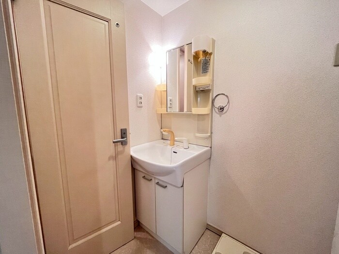 物件内観写真12　(洗面)