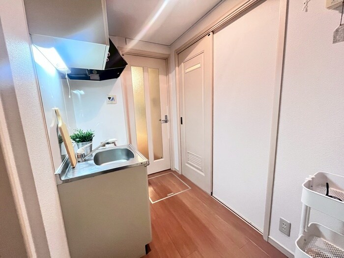 物件内観写真16　(廊下)