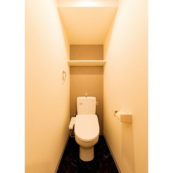 物件内観写真12　(トイレ)