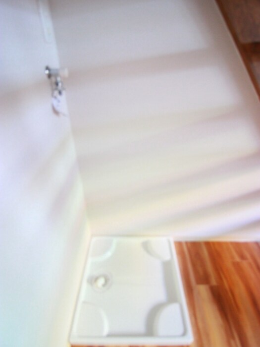 物件内観写真10　(洗濯機置場)