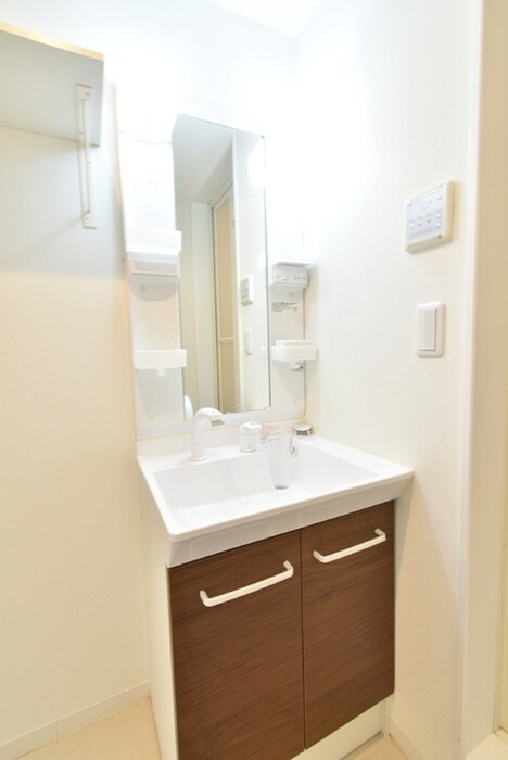 物件内観写真9　(洗面)