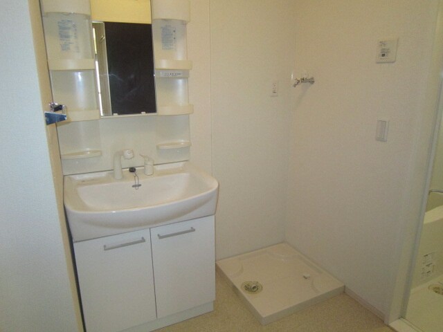 物件内観写真6　(洗面)