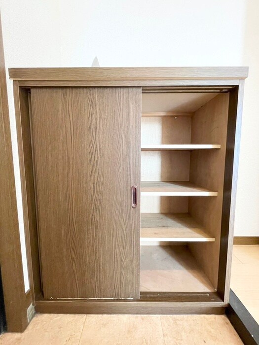 物件内観写真13　(靴箱)