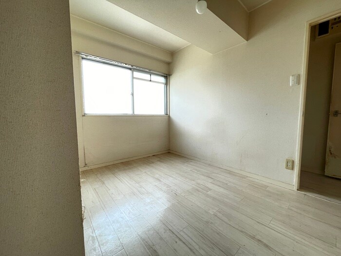 物件内観写真16　(居室)