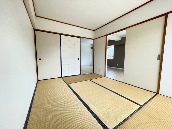 物件内観写真18　(居室)