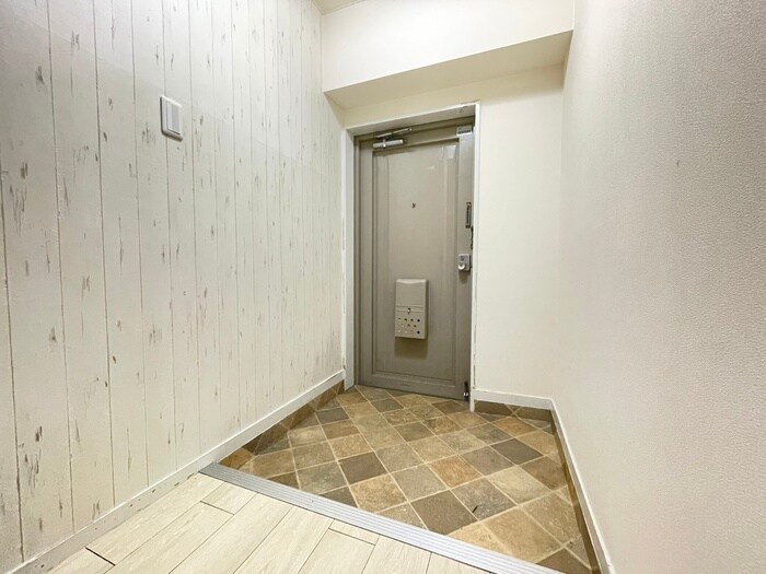 物件内観写真19　(玄関)