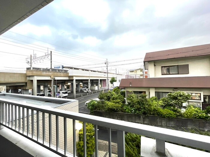 物件内観写真22　(室内からの展望)