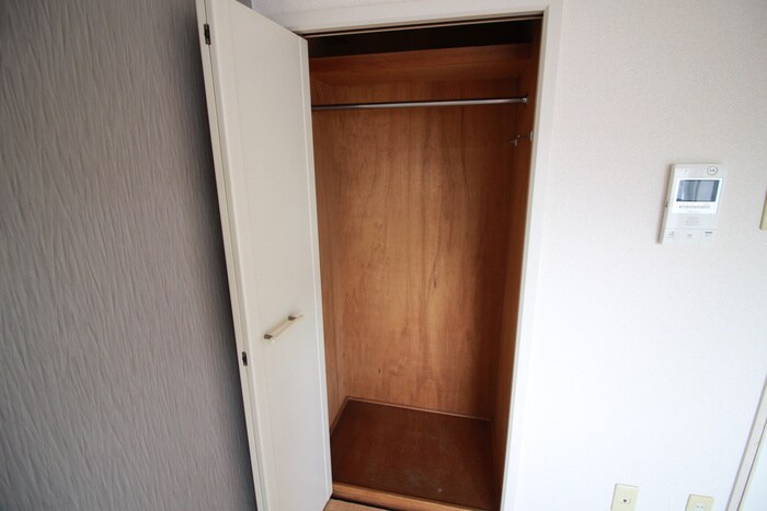 物件内観写真15　(収納)