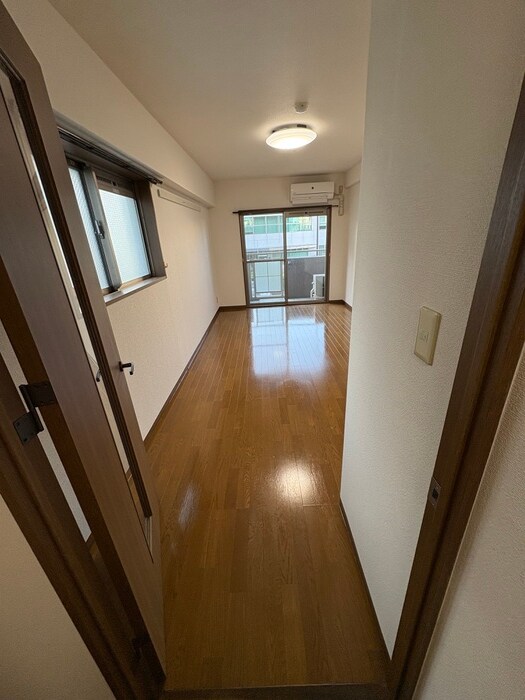 物件内観写真10　(居室)