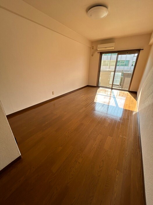 物件内観写真11　(居室)