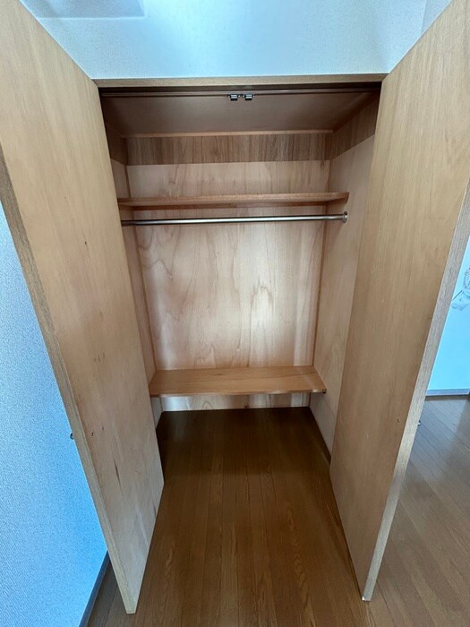 物件内観写真12　(収納)