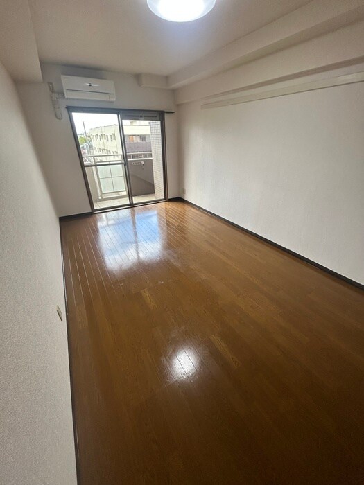 物件内観写真12　(居室)