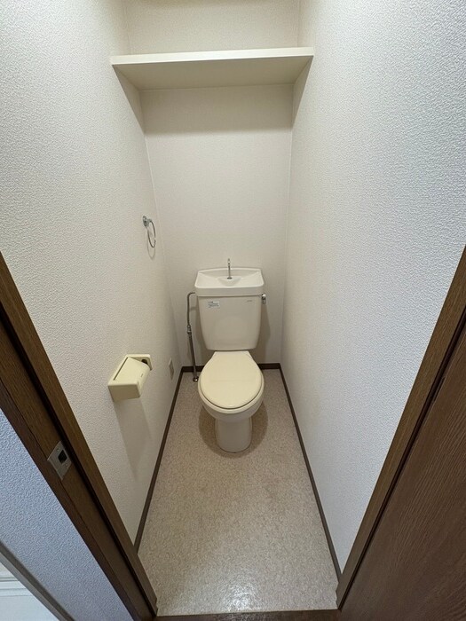 物件内観写真14　(トイレ)