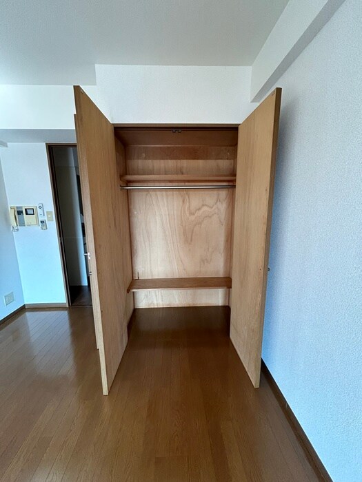 物件内観写真15　(収納)