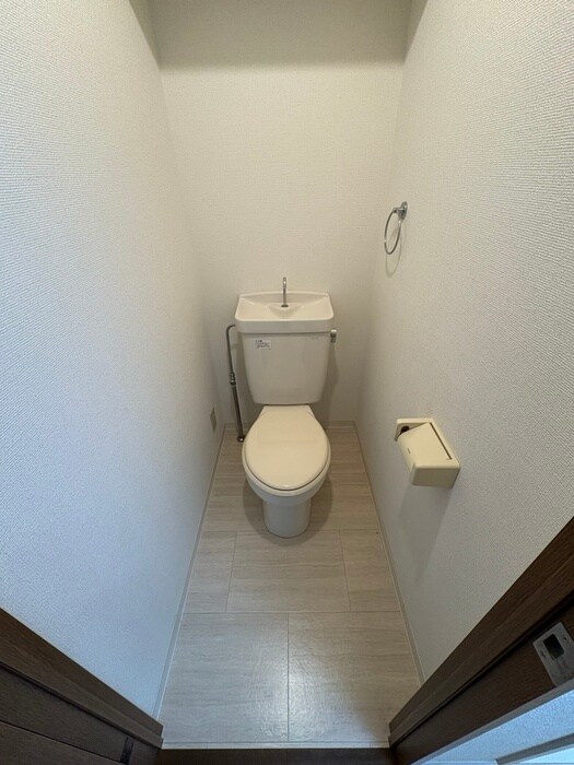 物件内観写真15　(トイレ)