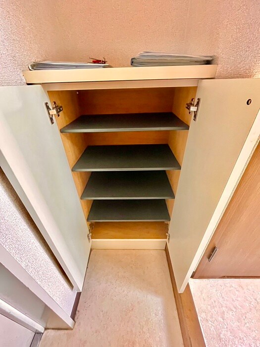 物件内観写真16　(靴箱)