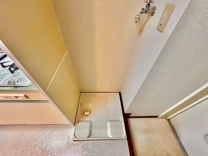 物件内観写真22　(洗濯機置場)