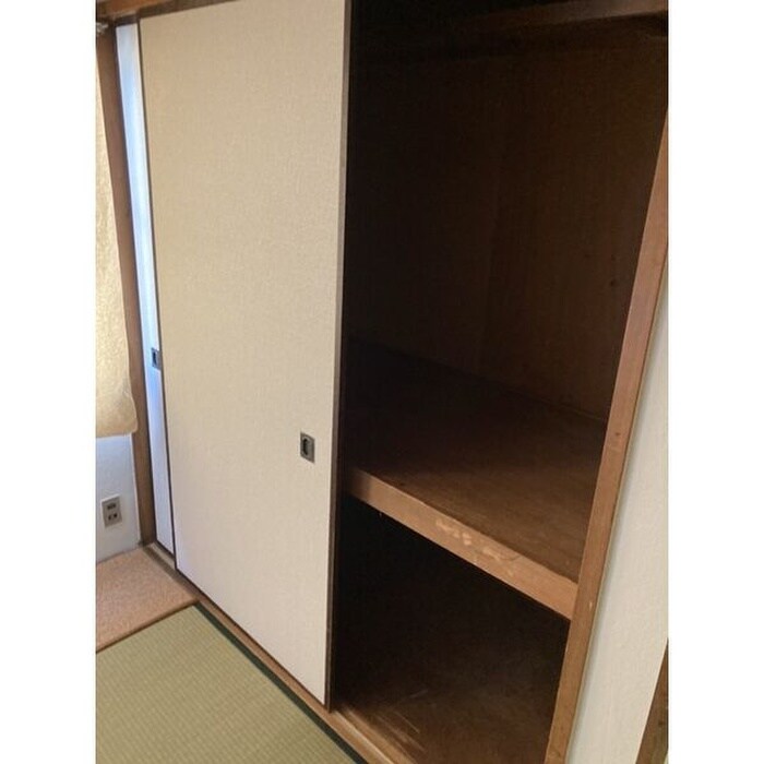 物件内観写真11　(収納)