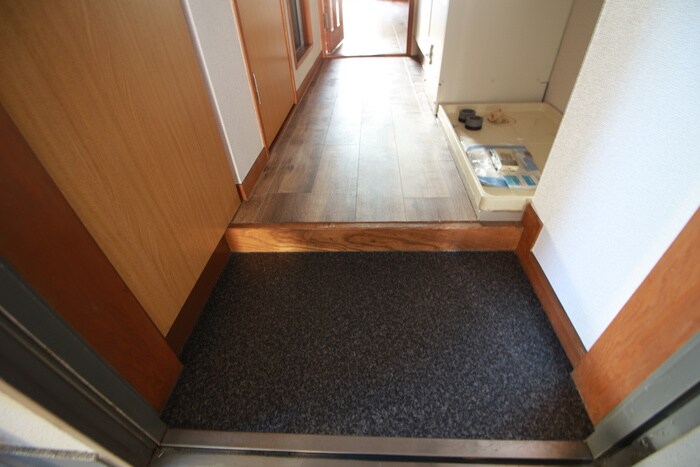 物件内観写真20　(玄関)