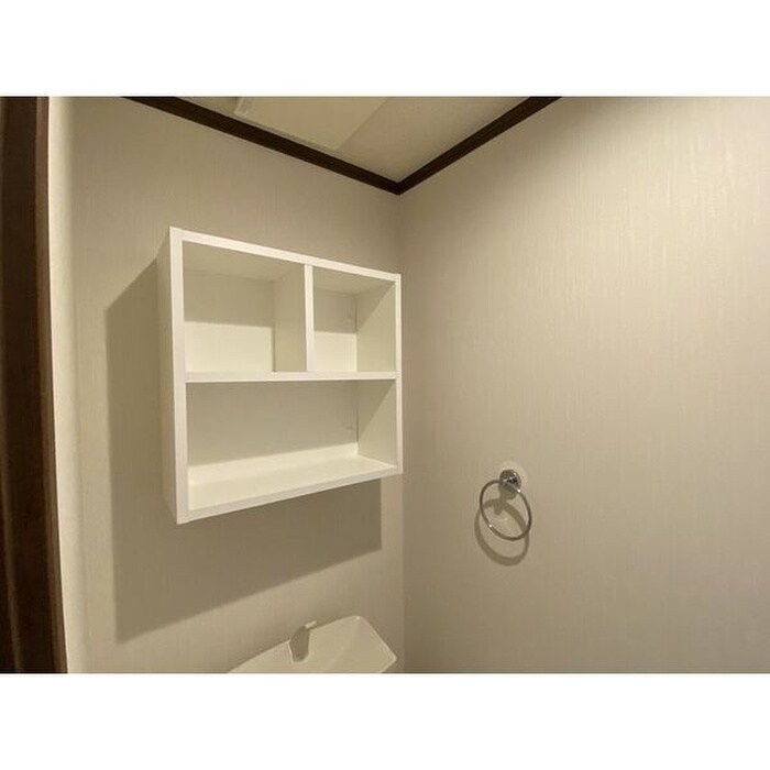 物件内観写真8　(トイレ)