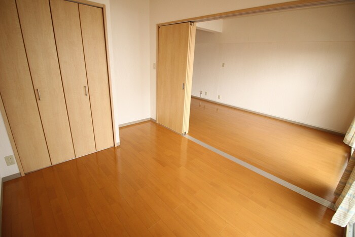 物件内観写真5　(居室)