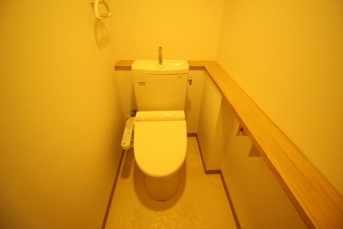 物件内観写真11　(トイレ)