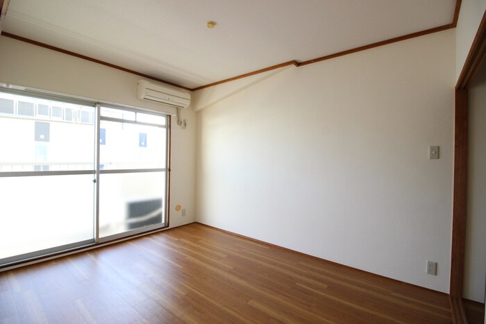 物件内観写真13　(居室)