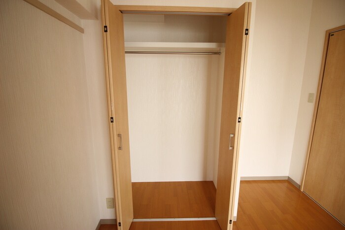 物件内観写真15　(収納)