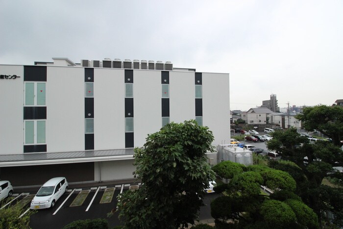 物件内観写真17　(室内からの展望)