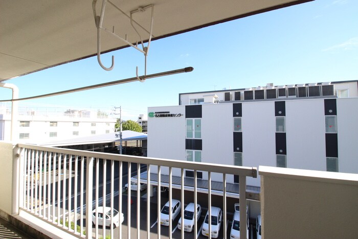 物件内観写真19　(室内からの展望)