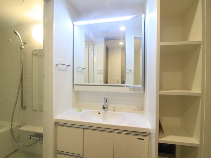 物件内観写真10　(洗面)