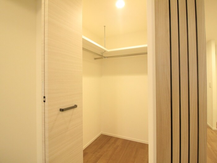 物件内観写真17　(収納)