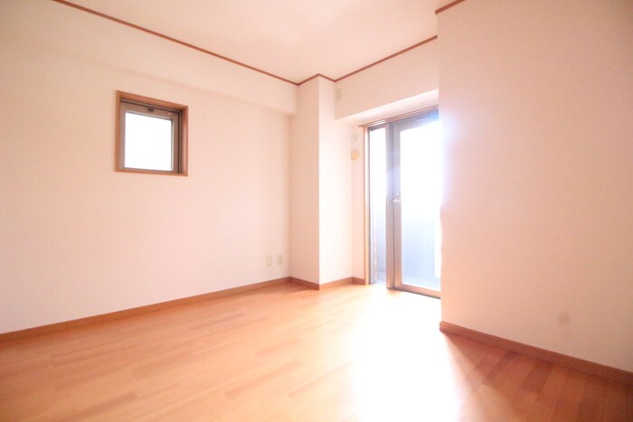 物件内観写真16　(居室)