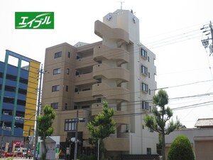 エムグラ－ベ外観写真