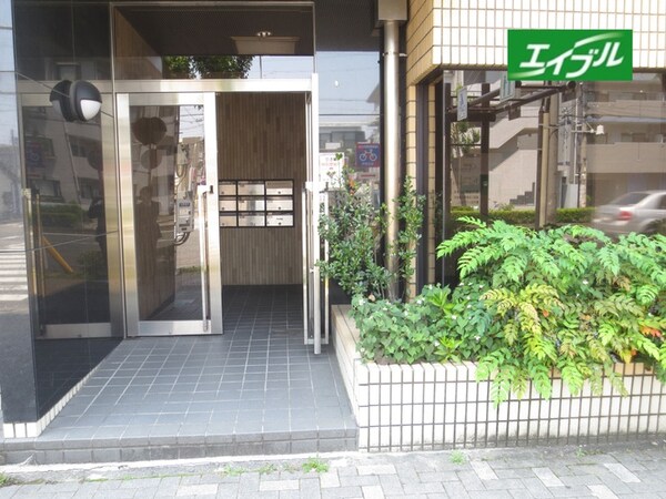 エントランス部分