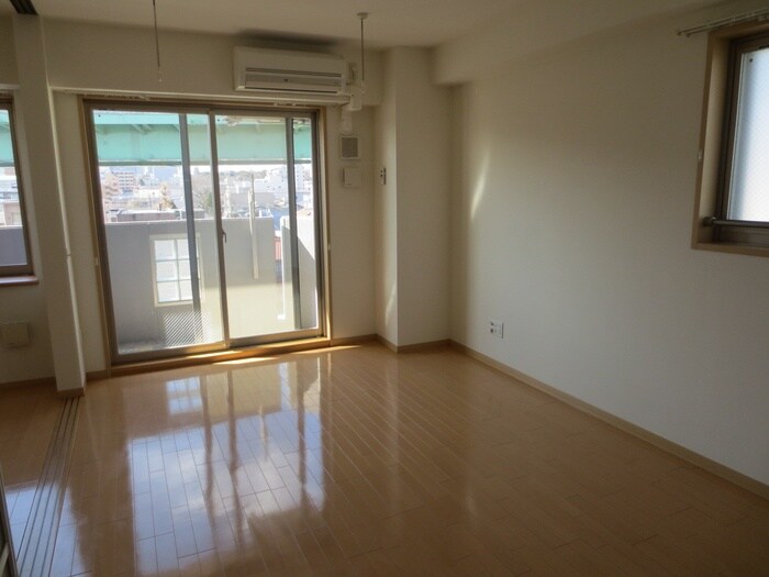 物件内観写真13　(居室)