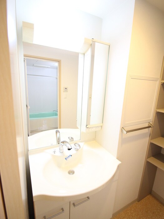 物件内観写真13　(洗面)