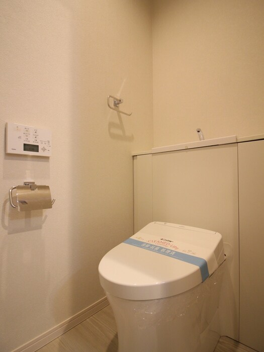 物件内観写真12　(トイレ)