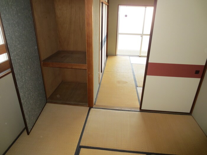 物件内観写真8　(居室)