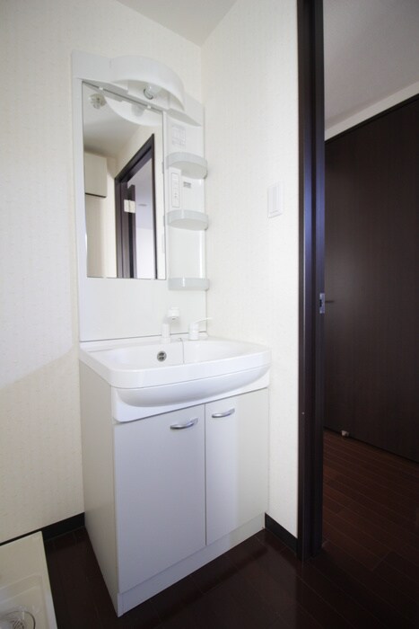 物件内観写真9　(洗面)