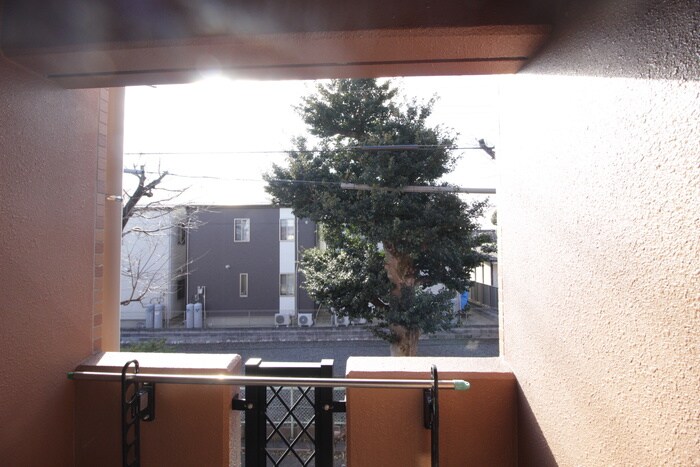 物件内観写真21　(室内からの展望)