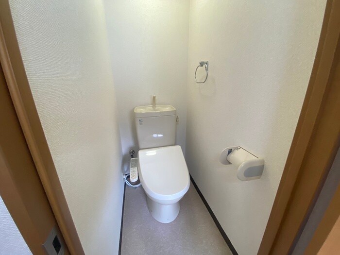 物件内観写真10　(トイレ)