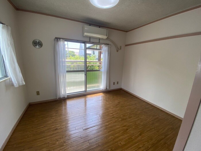 物件内観写真21　(居室)