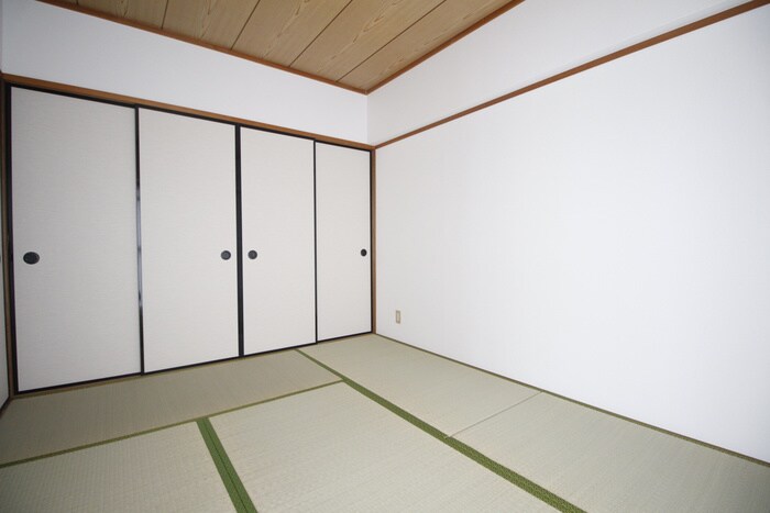 物件内観写真8　(居室)