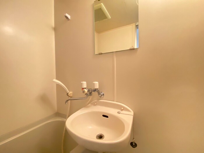 物件内観写真15　(洗面)